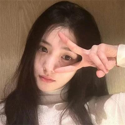 阳光灿烂的女人
